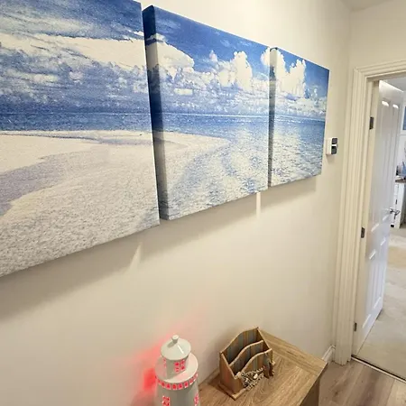 Casa de Férias Paws And Relax - Part Of The The Bay Village With Pool, Gym And Direct Access, Pub, Restaurant, Tennis And Meadows Walks