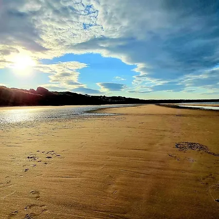 Paws And Relax - Part Of The The Bay Village With Pool, Gym And Direct Access, Pub, Restaurant, Tennis And Meadows Walks Filey