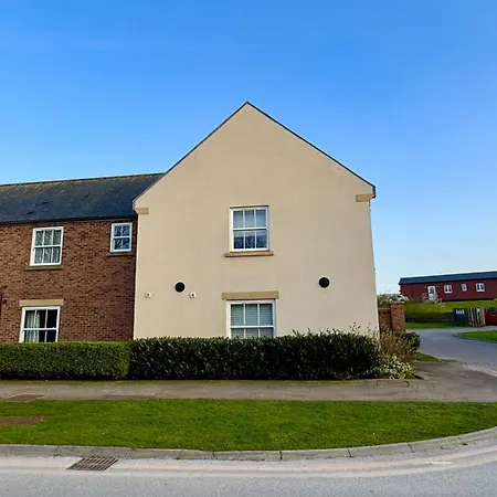 Paws And Relax - Part Of The The Bay Village With Pool, Gym And Direct Access, Pub, Restaurant, Tennis And Meadows Walks Filey